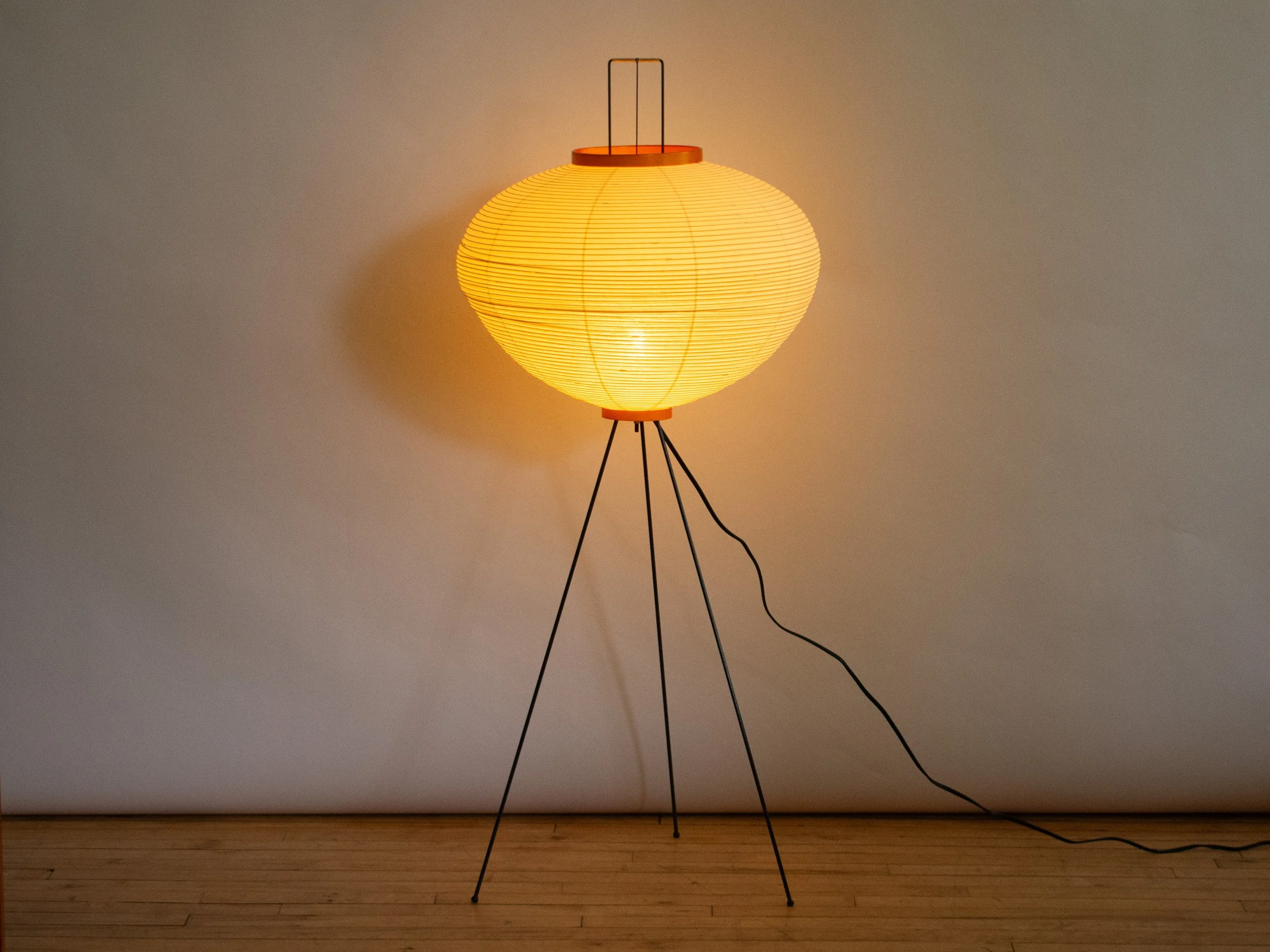 Noguchi Akari 10A Floor Lamp — RESIDE